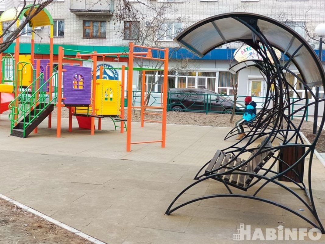 Сквер, дорогу и фонари попросили жители Южного у мэра