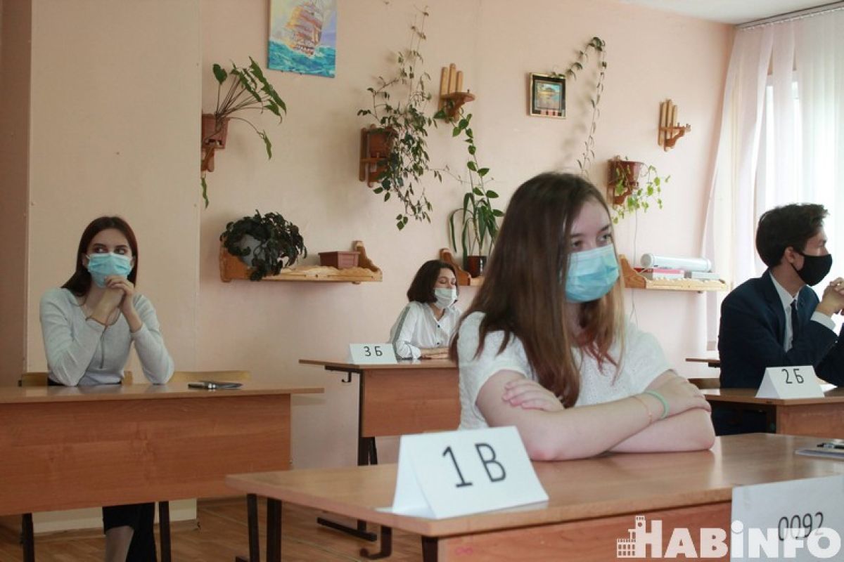 COVID у детей: как не спутать с отравлением