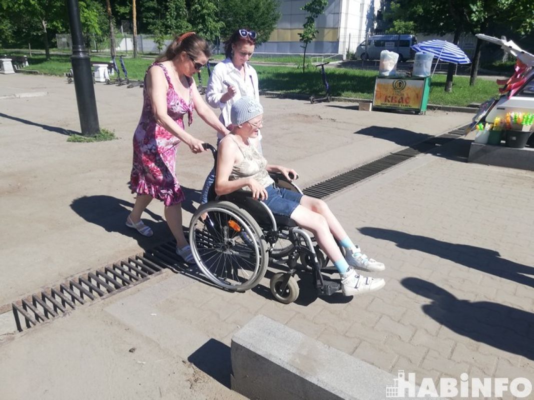 Почему «доступная» среда все еще остается недоступной для хабаровчан?