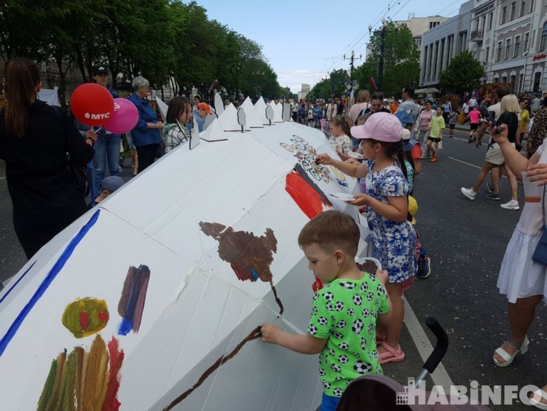 Как счастливый Хабаровск юбилей отмечал