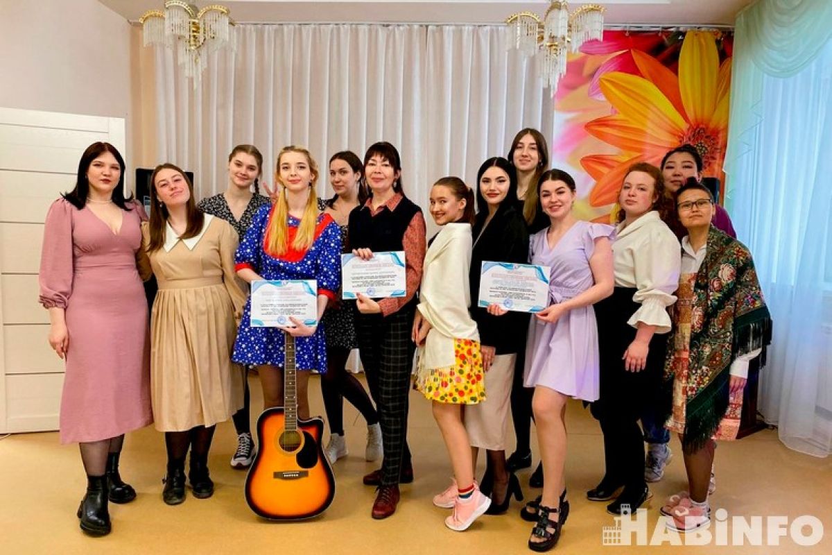 Лейся музыка, как вода с крыш, или Как студенты подняли настроение пенсионерам