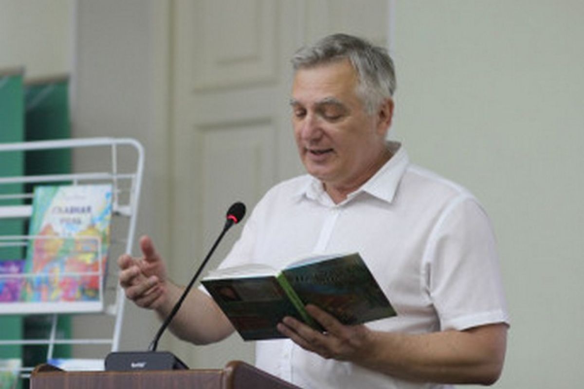 Родовое гнездо Игоря Мосина: в хабаровской филармонии ждут перемен