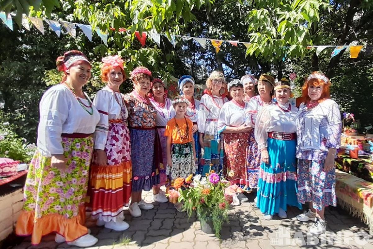 Медовый, Яблочный, Ореховый: встречаем три Спаса